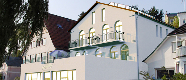 Wohnhaus und Restaurant: Sanierung – Wohnhaus und Restaurant an der Elbe